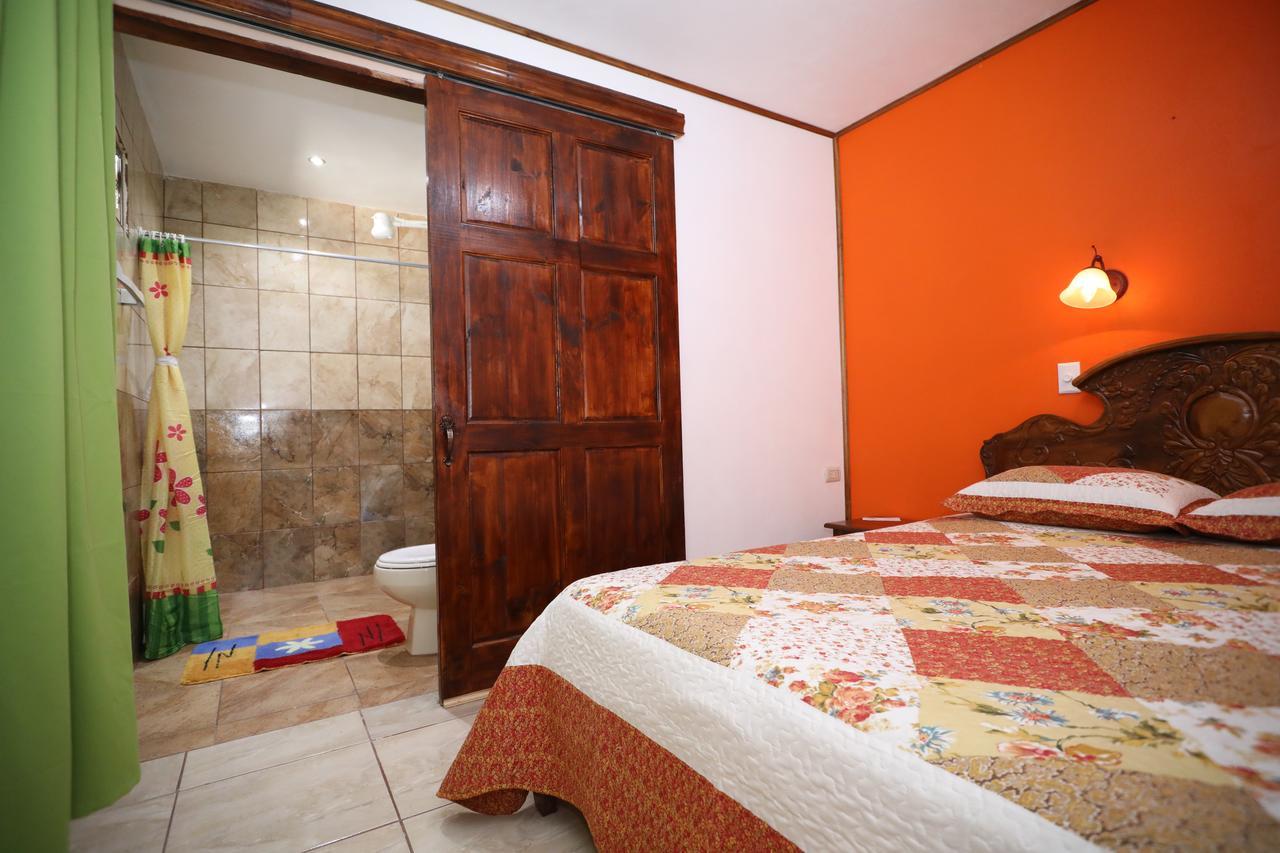 Maris Bed & Breakfast Monteverde Bed & Breakfast Bagian luar foto